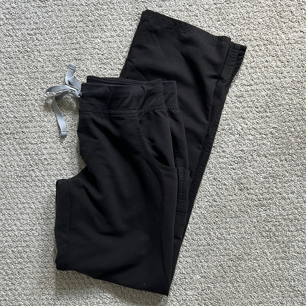 FIGS Kade™ Cargo Scrub Pants
